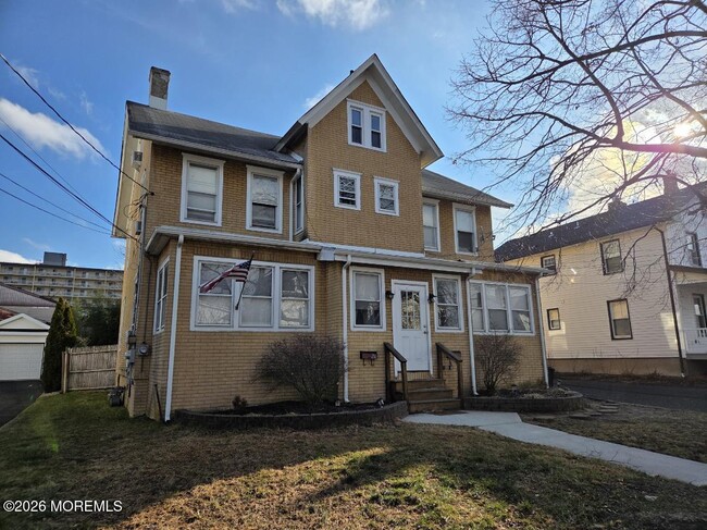 Building Photo - 24 Rector Pl