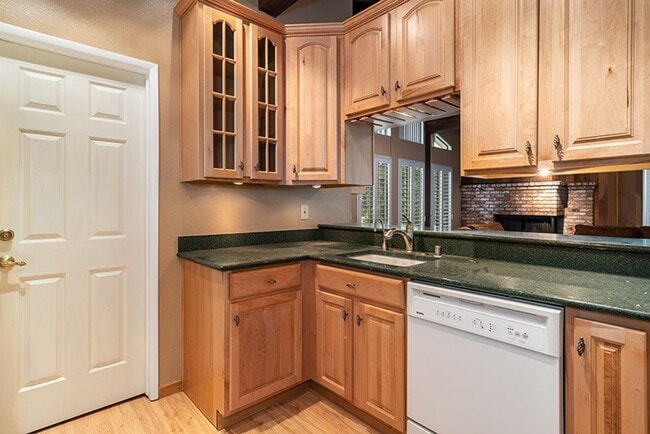 Building Photo - Incline Village: Condo - 4 Bedrooms,3.5 Ba...