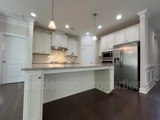 Building Photo - 17027 Challory Gln Wy