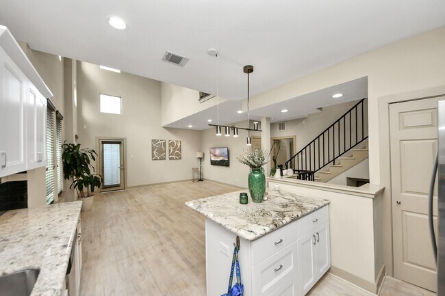 Building Photo - 4510 Inker St