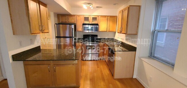 Building Photo - 5360 Pershing Ave