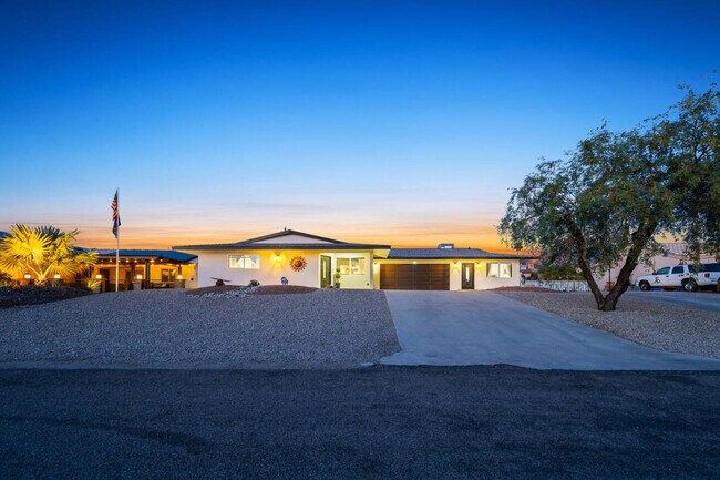 Building Photo - 131 Mescal Loop