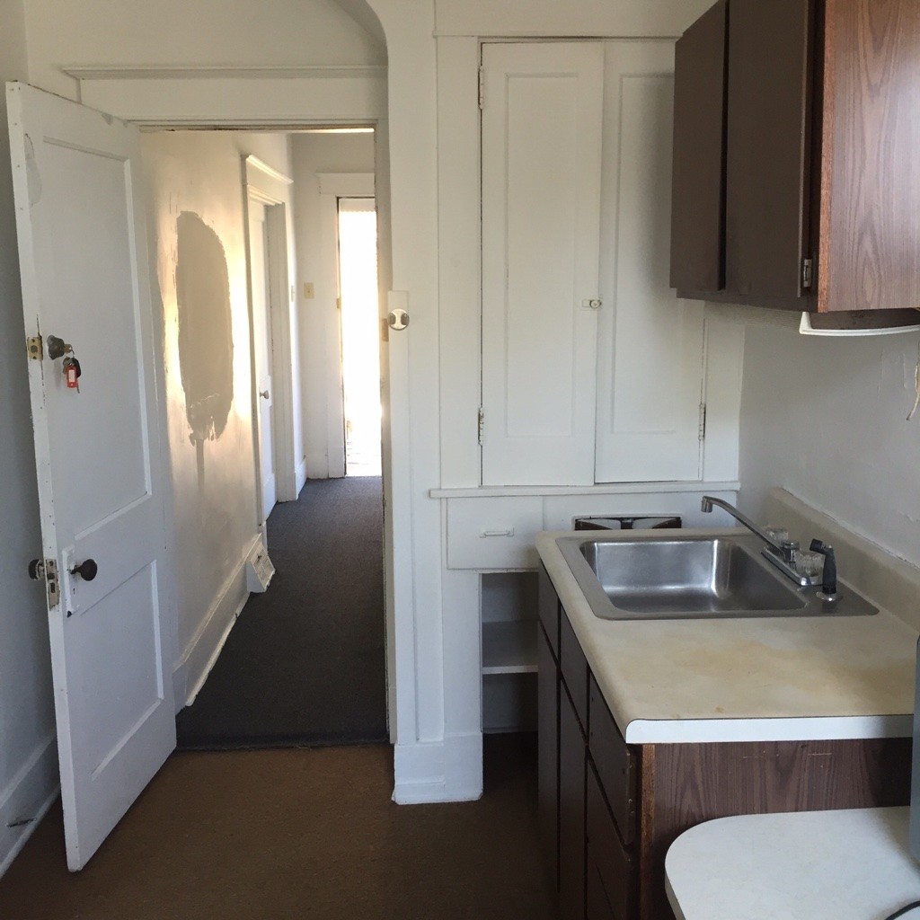 Building Photo - 124 Koehler St