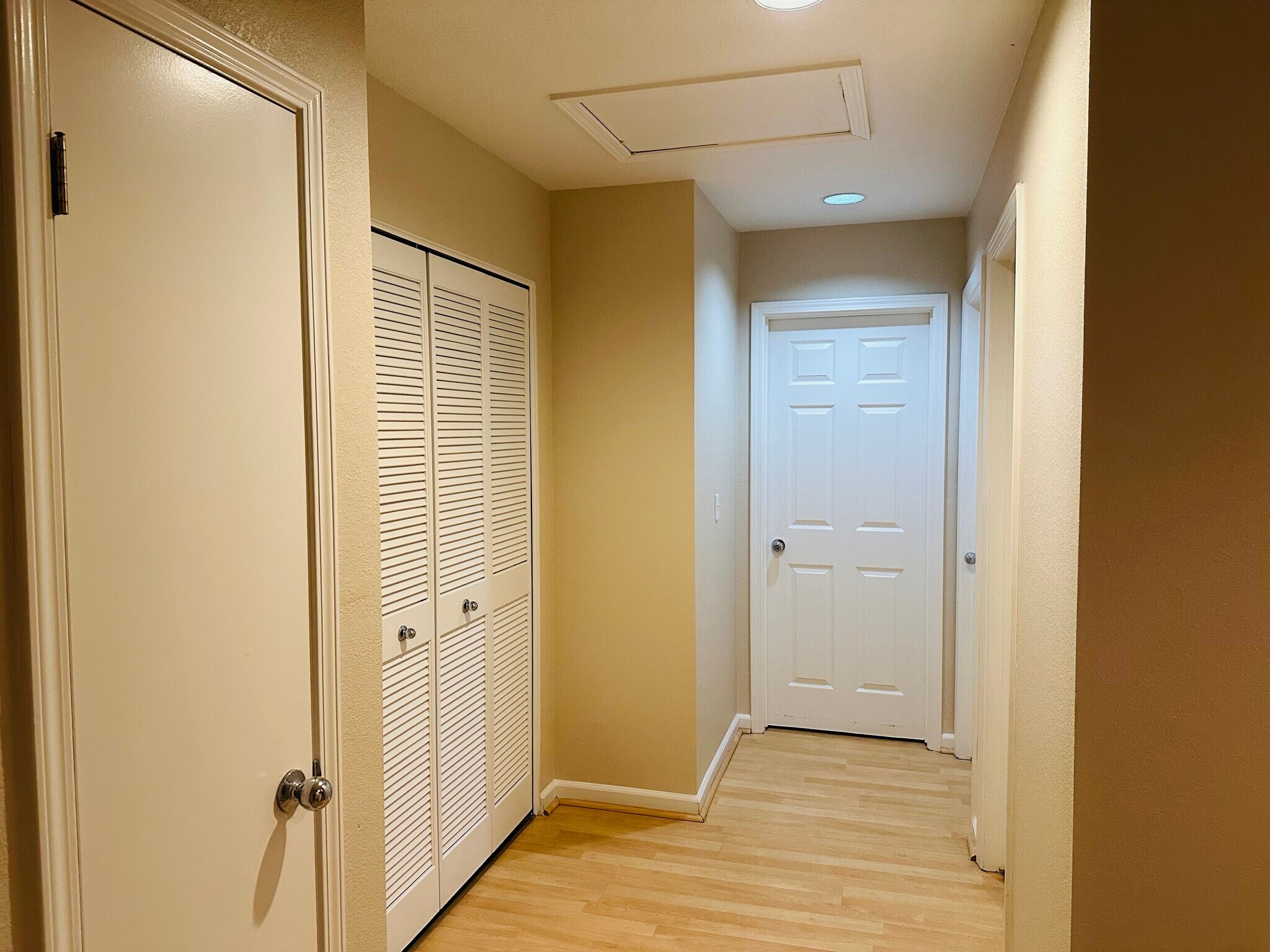 Building Photo - 3729 Seine Ct