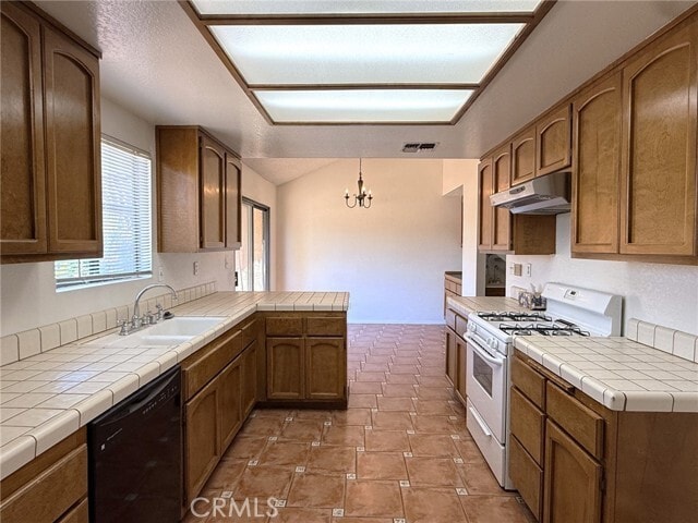 Building Photo - 1061 N Glendora Ave