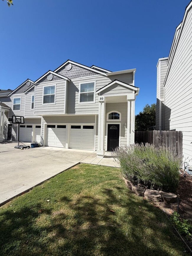 Building Photo - Downtown Templeton (3/2) - Must See!!