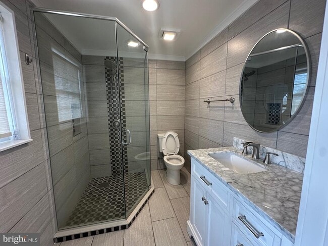 Building Photo - 120 Lebbie Ln