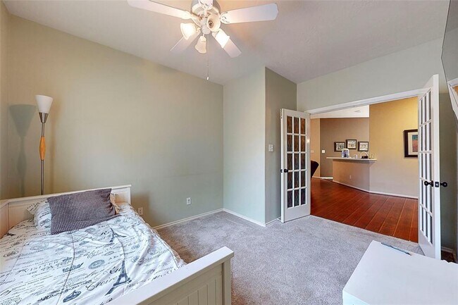 Building Photo - 127 S Abram Cir