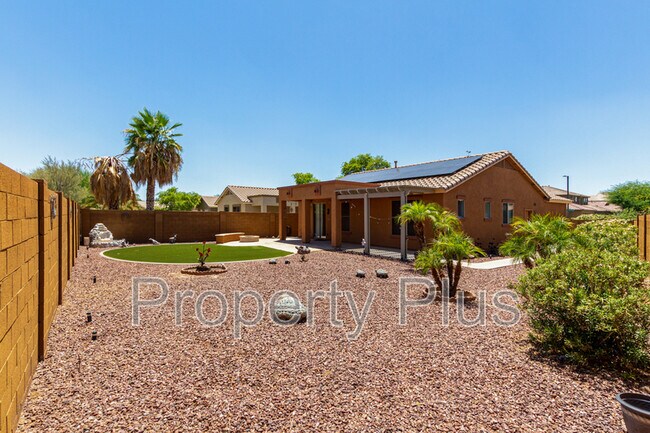Building Photo - 4211 N 153rd Dr