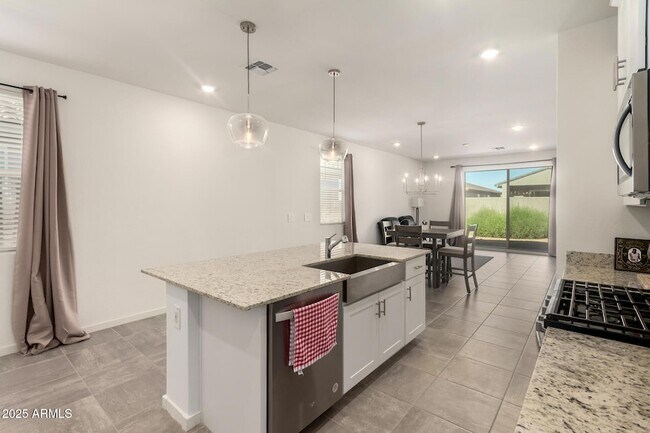 Primary Photo - 3022 Hayden Rose Ave