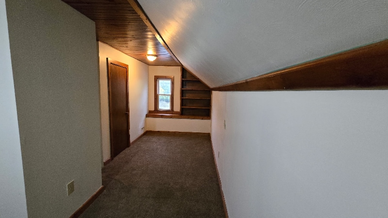 Building Photo - 10423 IN-48