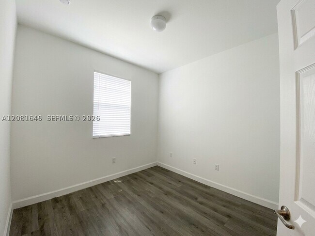 Building Photo - 8986 SW 225th St
