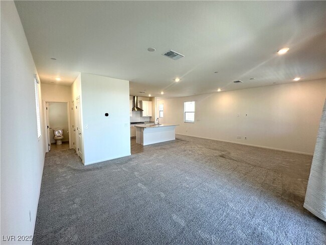 Building Photo - 1570 Crowned Eagle St