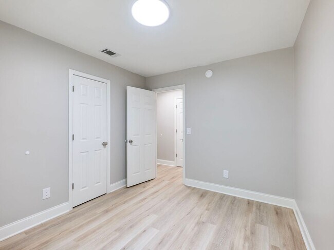 Building Photo - 2862 Argyle Dr NW
