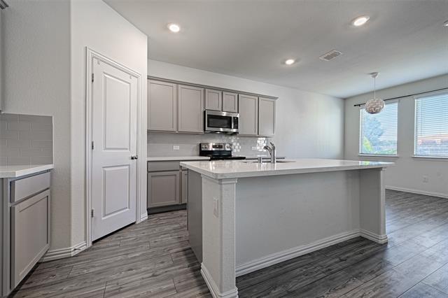 Building Photo - 5513 Brahma Trail