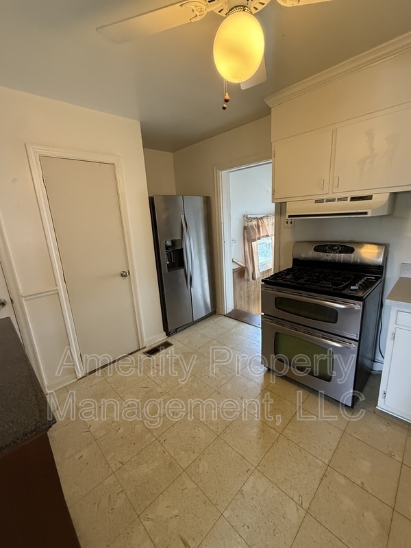 Building Photo - 21 Mansford Dr