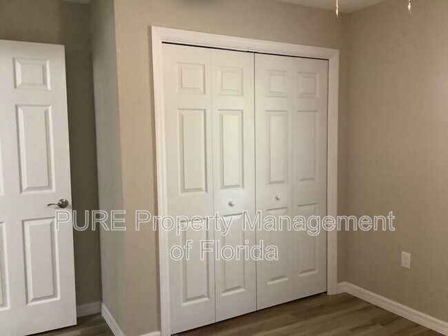 Building Photo - 14513 SW 20th Pl