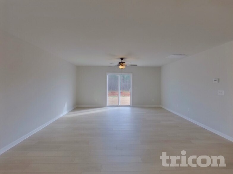 Building Photo - 2115 Brechin Rd