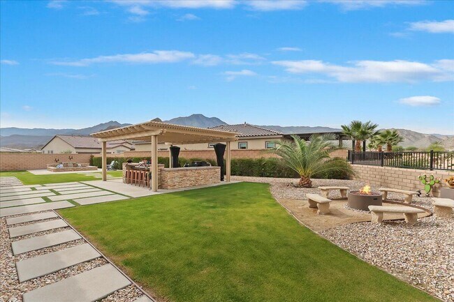 Building Photo - 58179 Aragon Way