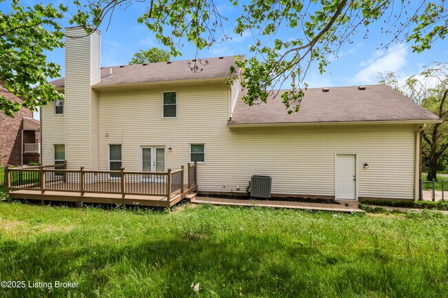 Building Photo - 3123 Bluegrass Dr