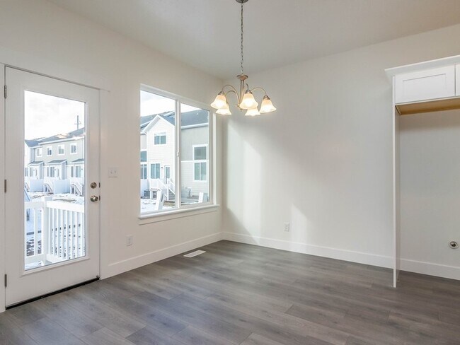 Building Photo - 2299 N 3720 W