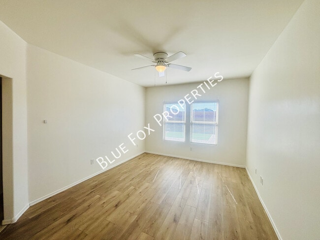 Building Photo - 10232 N Crooked Peak Trail