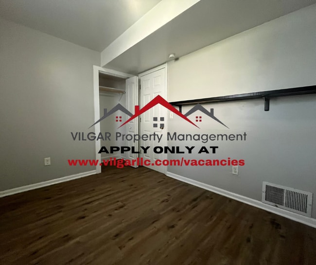 Building Photo - 3930 McCook Ave