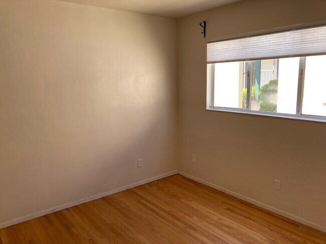 Building Photo - 1423 Walnut St