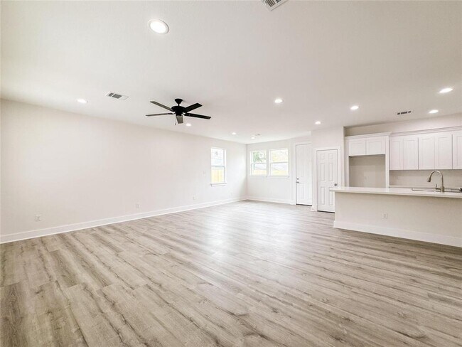 Building Photo - 11514 Courtshire Dr