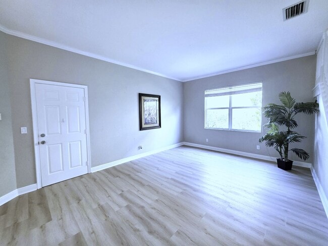 Building Photo - Vero Beach Rentals. Vero Beach Rent, LLC and Property Management Company