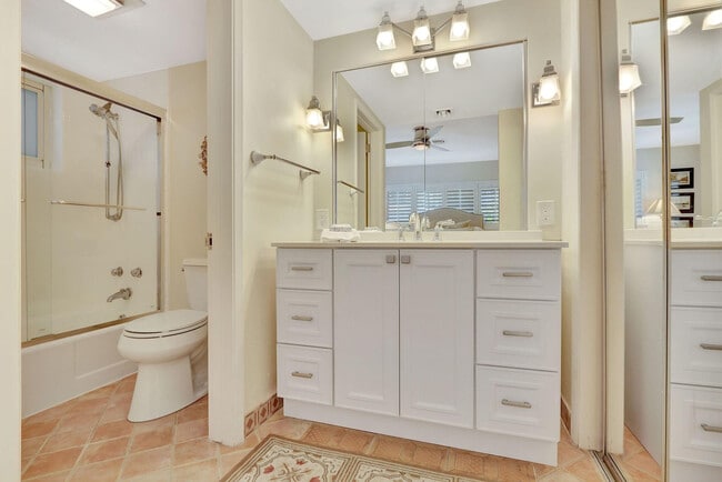 Building Photo - 2000 S Ocean Ln