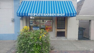 Building Photo - Barber Shop