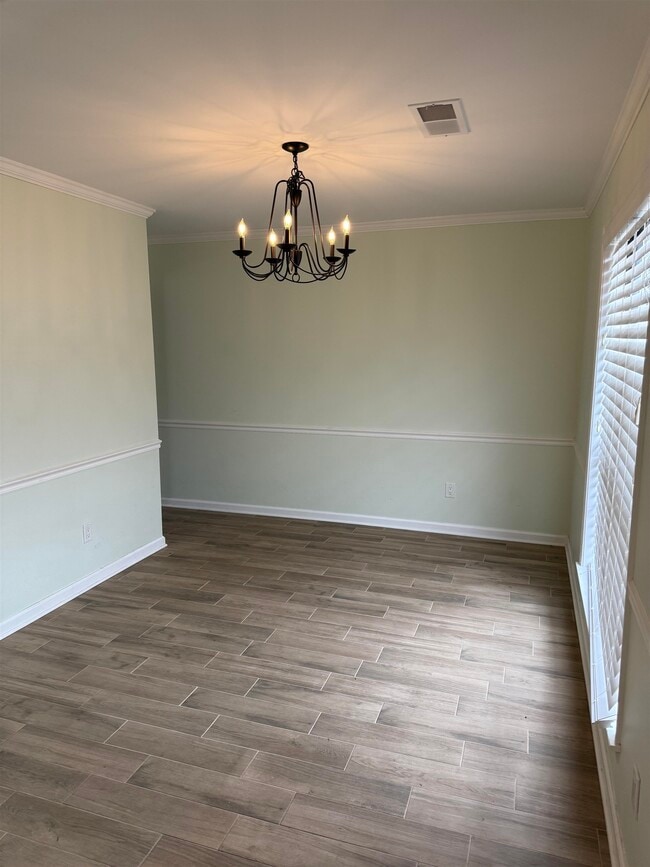 Building Photo - 8442 Farrah Ln