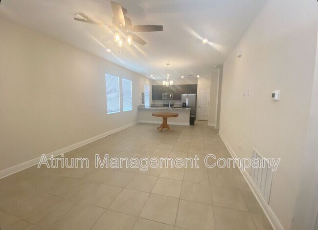 Building Photo - 1750 19th St S