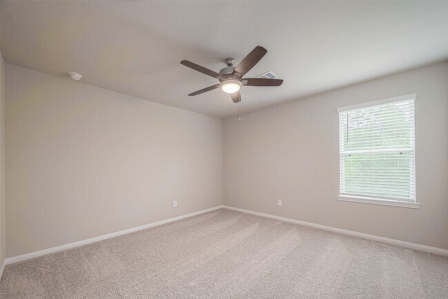 Building Photo - 2373 Tavo Trails Dr