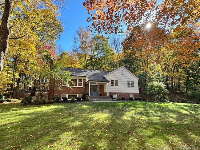 Primary Photo - 341 Millwood Rd