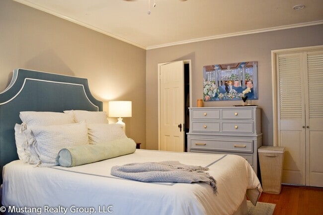Building Photo - M Street Area 1 Bedroom