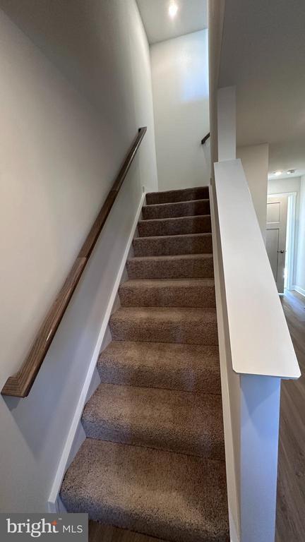 Building Photo - 62 Trotting Rd