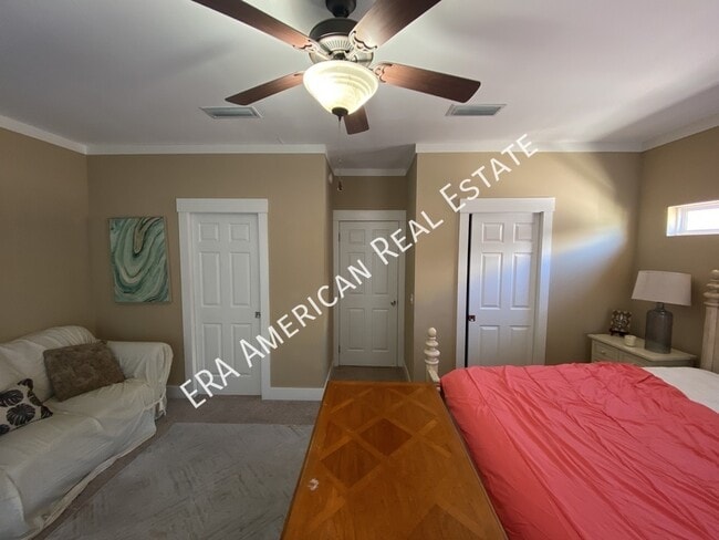 Building Photo - 123 Woody Wagon Way