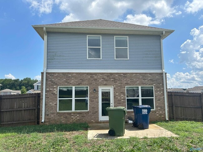 Building Photo - 3222 Northfield Ln