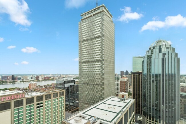 Building Photo - 1 Dalton St