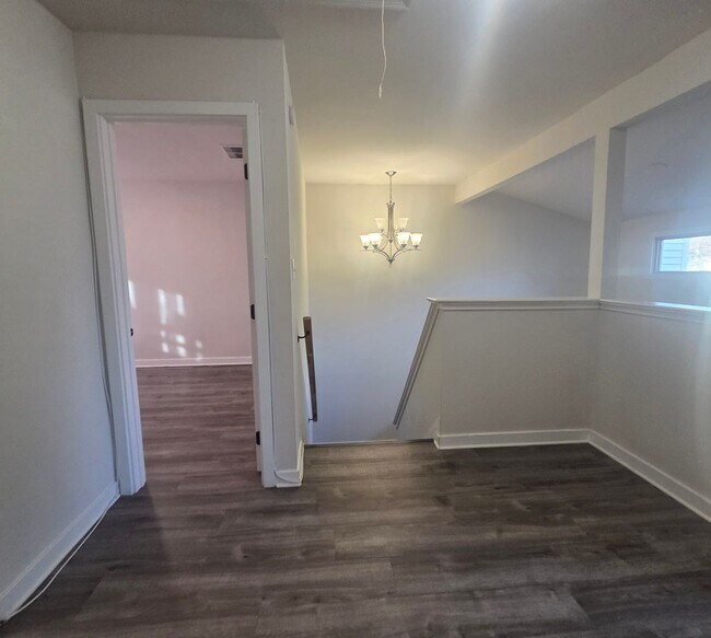 Building Photo - Desirable South Whitehall Township Townhome