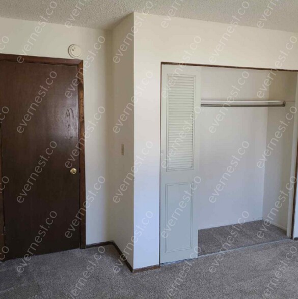 Building Photo - 1701 Cato Cir