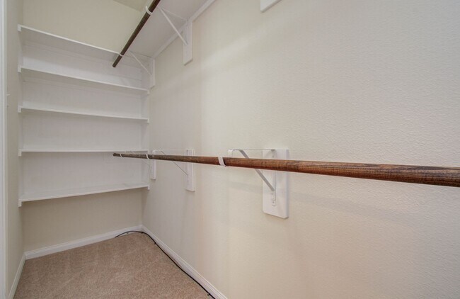 Building Photo - Open Layout & Large Backyard in Houston’s Evergreen Villas – 3 Beds, 2½ Baths