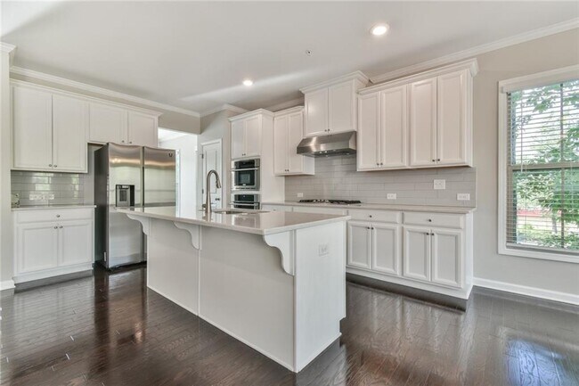 Building Photo - 354 Provenance Dr