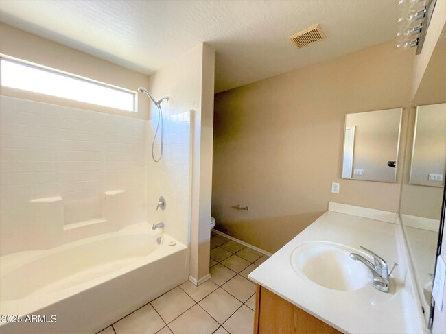 Building Photo - 6717 E Lush Vista View