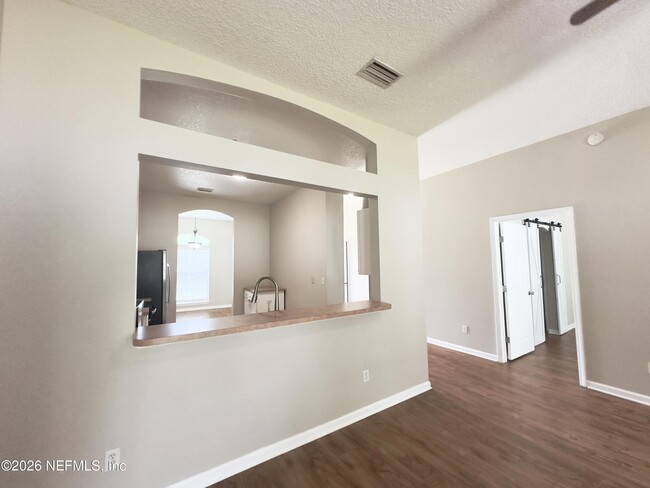 Building Photo - 248 Dover Bluff Dr