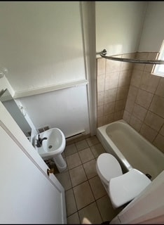 Bathroom pic1 - 320 E 15th St