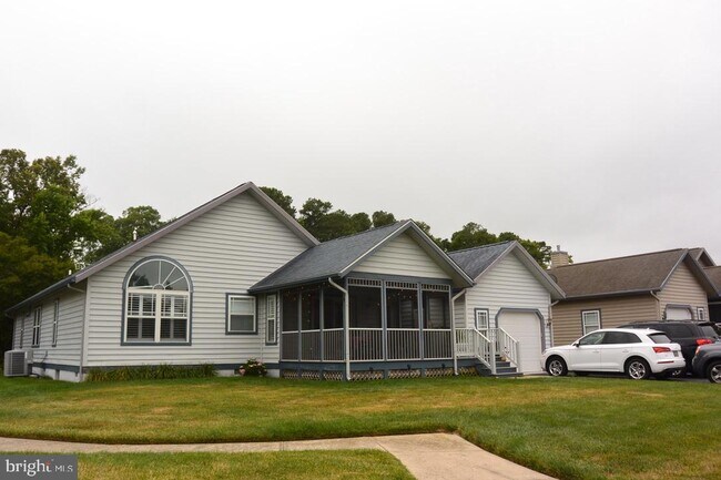 Building Photo - 33718 Chatham Way