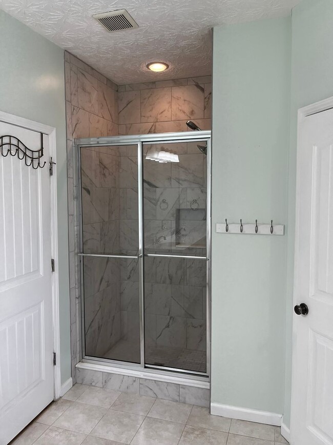Building Photo - New to the Market! Welcome Home!